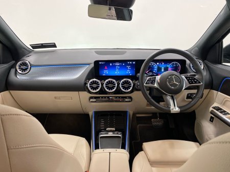 2025 Mercedes-Benz GLA - photo 2