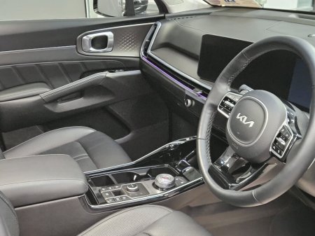 2025 Kia Sorento - photo 25