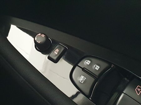 2024 Nissan Leaf - photo 40