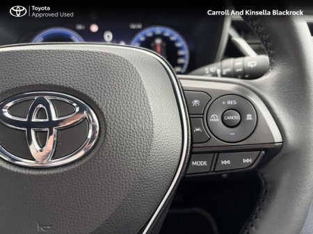 2025 Toyota Corolla - photo 14