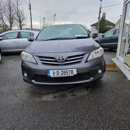 2011 Toyota Corolla - photo 2