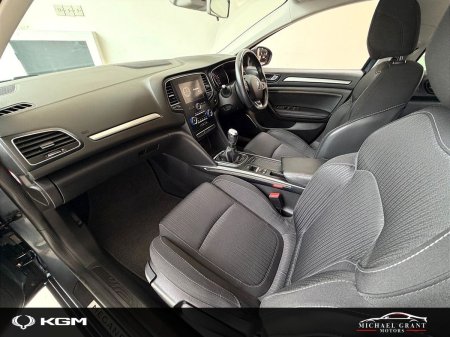 2020 Renault Megane - photo 16