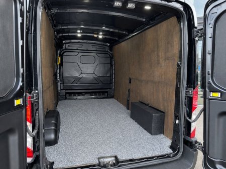 2019 Ford Transit - photo 13