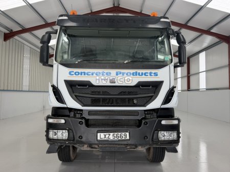 2018 IVECO TRAKKER 410 - photo 2