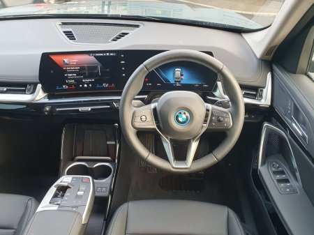 2026 BMW iX1 - photo 5