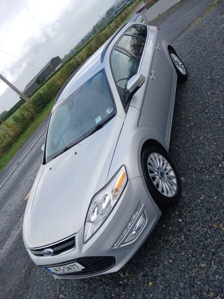 2014 Ford Mondeo - photo 14