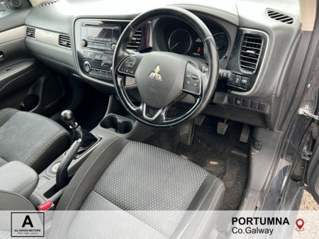 2016 Mitsubishi Outlander - photo 7