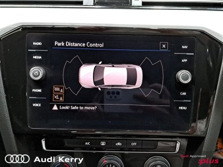 2021 Volkswagen Passat - photo 16