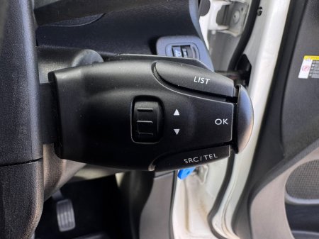 2020 Peugeot Partner - photo 10