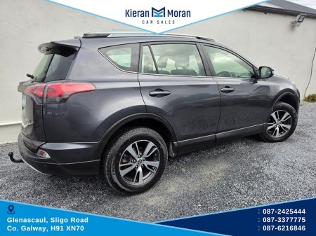 2018 Toyota RAV4 - photo 4