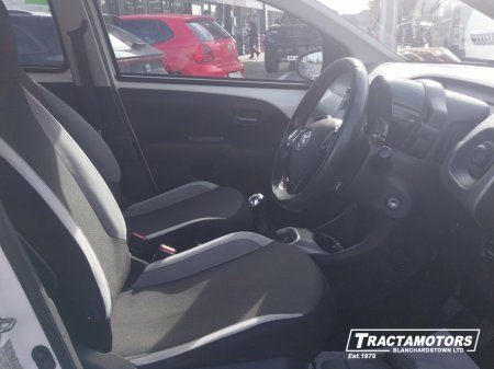 2016 Toyota Aygo - photo 16