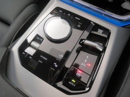 2025 BMW X3 - photo 10