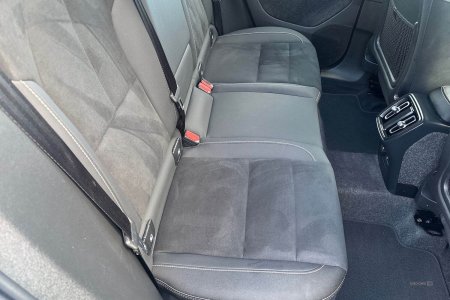 2025 Volvo XC40 - photo 19