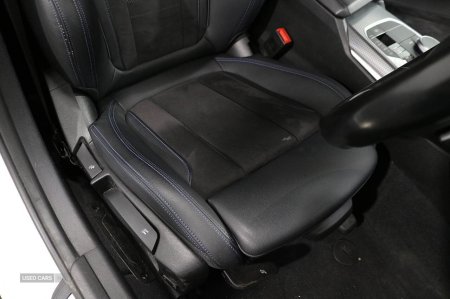 2023 BMW 3-Series - photo 14