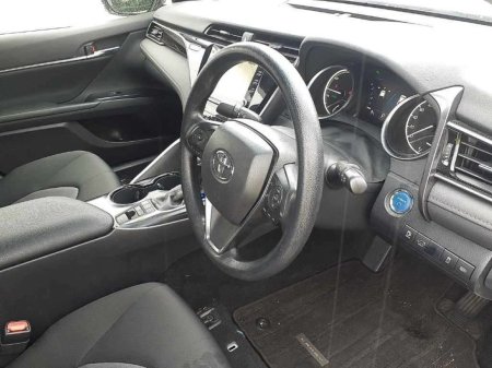 2021 Toyota Camry - photo 3