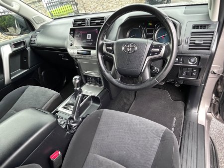 2022 Toyota Land Cruiser - photo 16