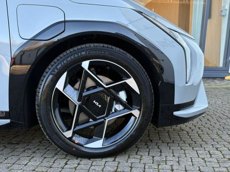 2026 Kia EV4 - photo 45