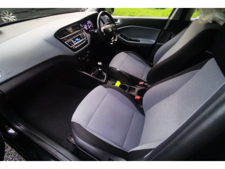 2016 Hyundai i20 - photo 15