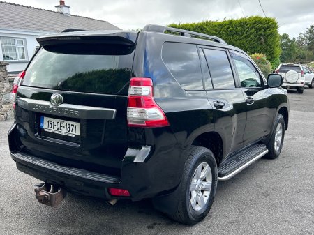 2016 Toyota Land Cruiser - photo 3