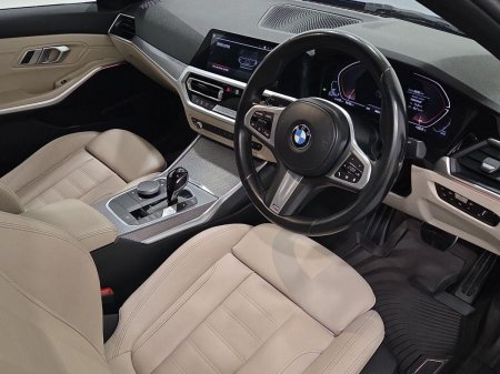 2022 BMW 3-Series - photo 6