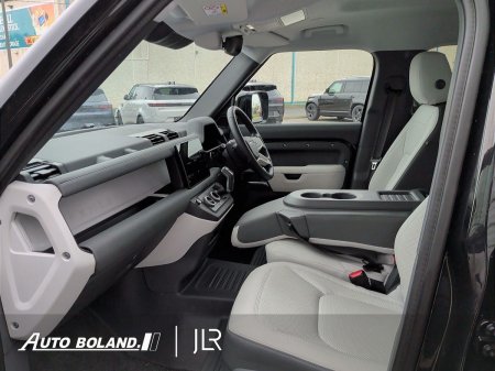 2025 Land Rover Defender - photo 3