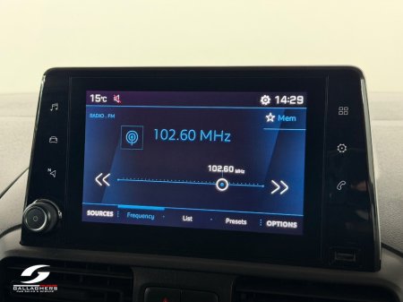 2023 Peugeot Partner - photo 22