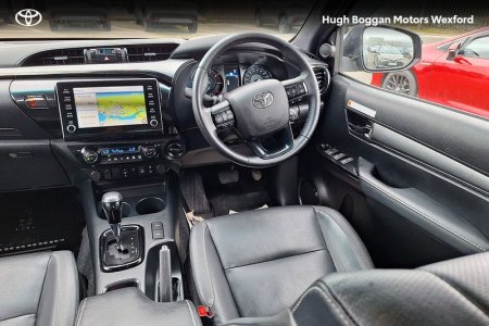 2023 Toyota Hilux - photo 9