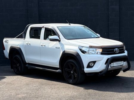 2019 Toyota Hilux 2.4 D-4D Active DCAB 4WD 5DR