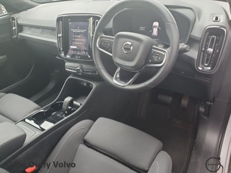 2024 Volvo XC40 - photo 9