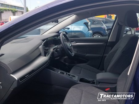 2024 Volkswagen Golf - photo 4