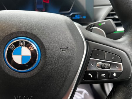 2023 BMW 3-Series - photo 21