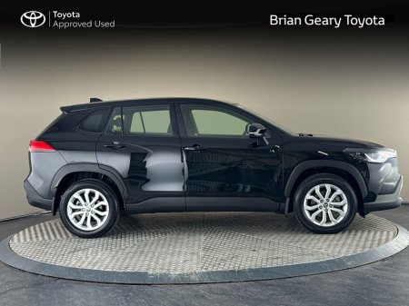 2024 Toyota Corolla Cross - photo 3