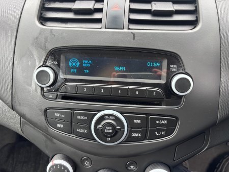 2014 Chevrolet Spark - photo 13