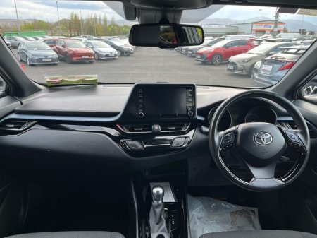 2021 Toyota C-HR - photo 8