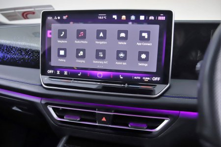 2025 Volkswagen Tiguan - photo 19