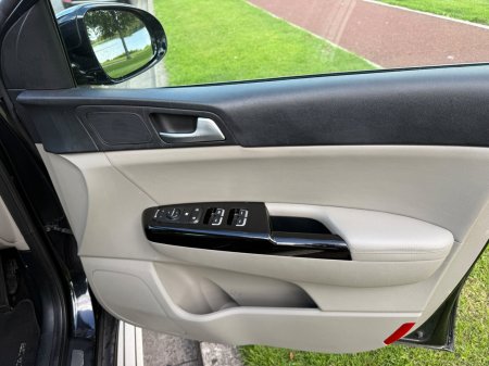 2020 Kia Sportage - photo 12