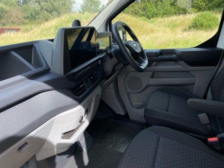 2026 Ford Transit Custom - photo 2