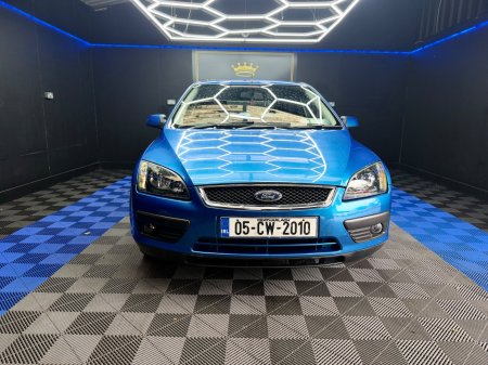 2005 Ford Focus - photo 4