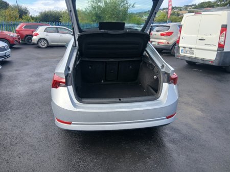 2022 Skoda Octavia - photo 5