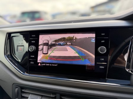 2021 Volkswagen Polo - photo 24