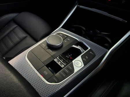 2023 BMW 3-Series - photo 23