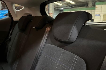 2020 Ford Fiesta - photo 20