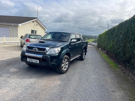2011 Toyota Hilux - photo 2