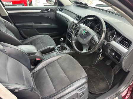 2013 Skoda Superb - photo 28