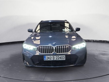 2024 BMW 3-Series - photo 2
