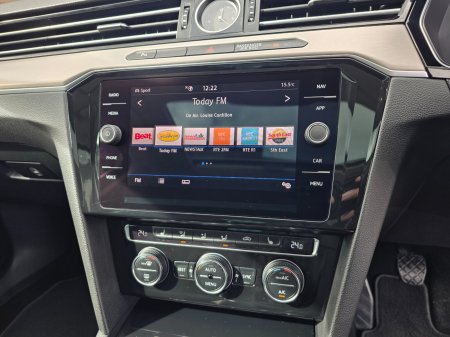 2019 Volkswagen Passat - photo 18