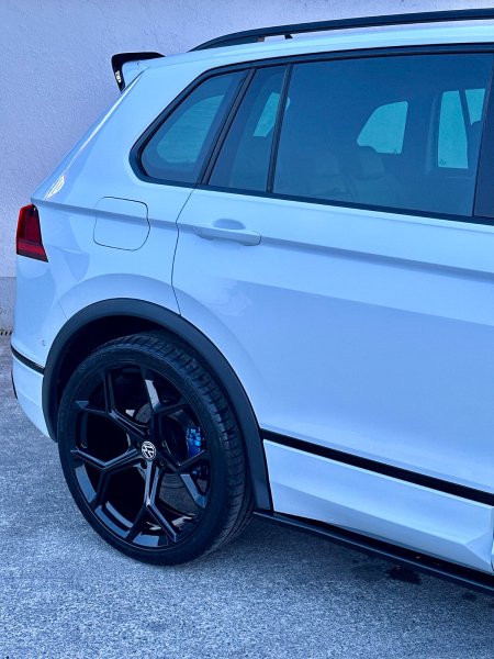 2020 Volkswagen Tiguan - photo 7
