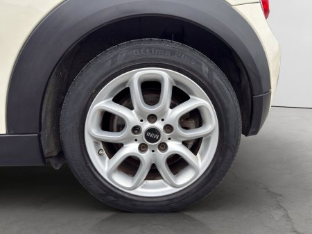 2015 Mini One - photo 16