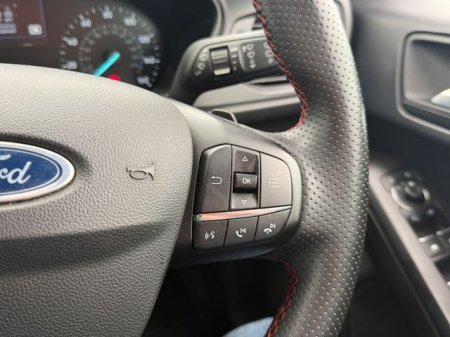 2022 Ford Focus - photo 13