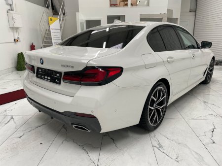 2021 BMW 5-Series - photo 3